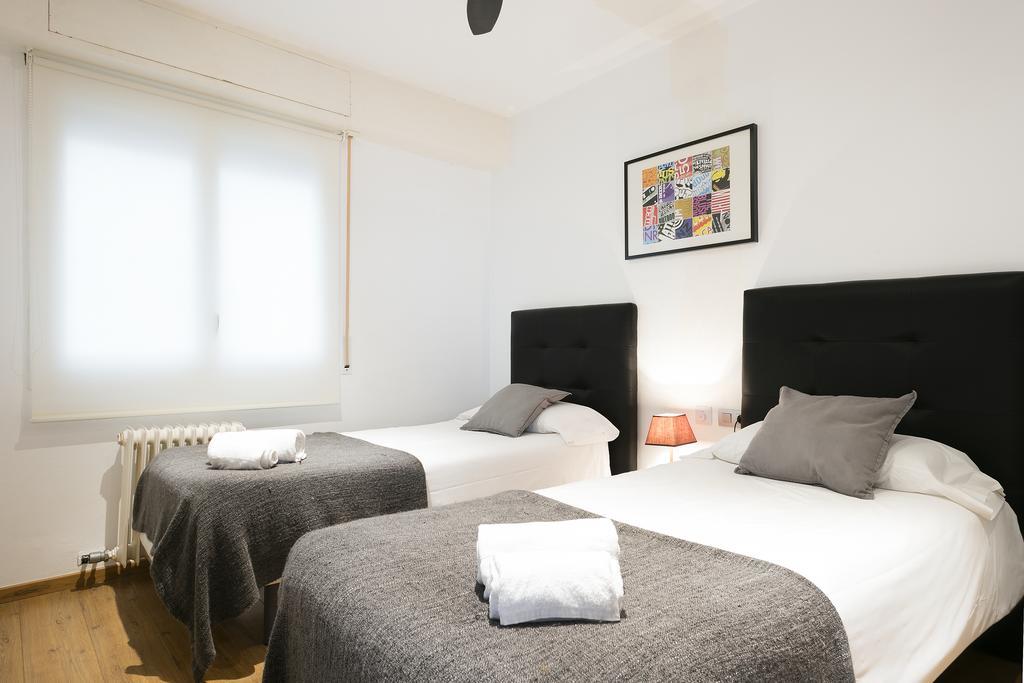 Uma Suites Bruc Barcelona Exterior photo