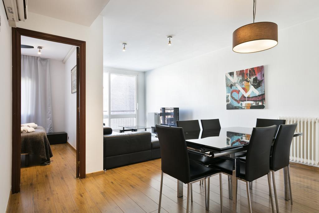 Uma Suites Bruc Barcelona Room photo